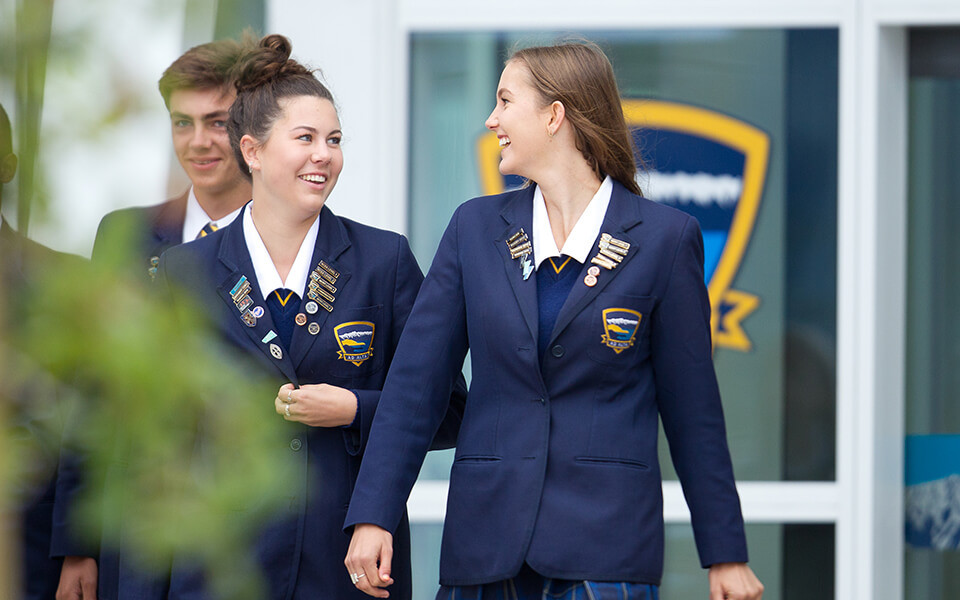 International students at Wakatipu High School, photo 2